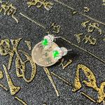 S925银镶嵌阳绿蛋形耳钉
